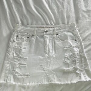 American Eagle Outfitters Cream Denim Skirt